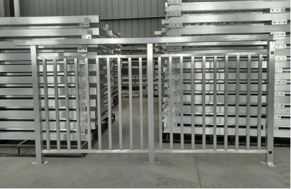 Outdoor Metal Fence Panel Aluminum fence Picket Fence